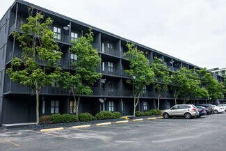 Plus de détails pour 4002 S Carrollton Ave, New Orleans, LA - Logement à vendre
