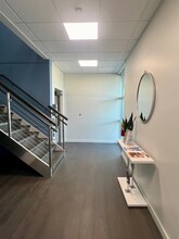 1902 W Kennedy Blvd, Tampa, FL à louer Photo intérieure– Image 2 sur 13