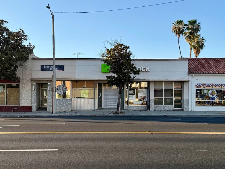 408-414 E Florida Ave, Hemet, CA à vendre - Photo de l’immeuble – Image 2 sur 8