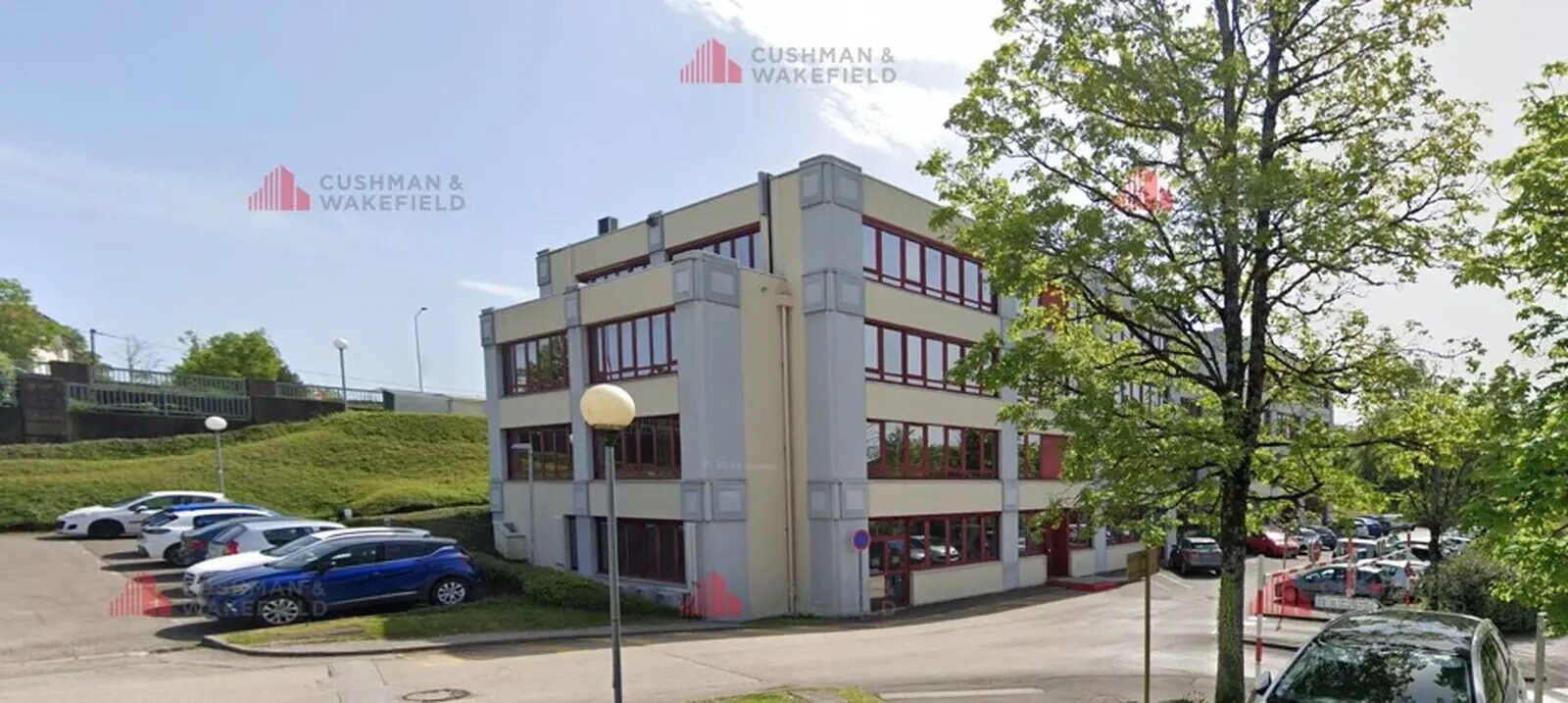 Bureau dans École-Valentin à louer Photo de l’immeuble– Image 1 sur 8