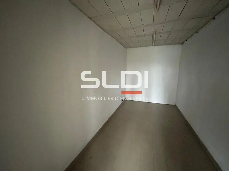 Local d’activités dans CIVRIEUX-D'AZERGUES à louer - Photo intérieure – Image 3 sur 5