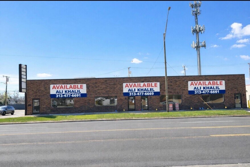 13635-13665 Northline Rd, Southgate, MI à louer - Photo principale – Image 1 sur 5