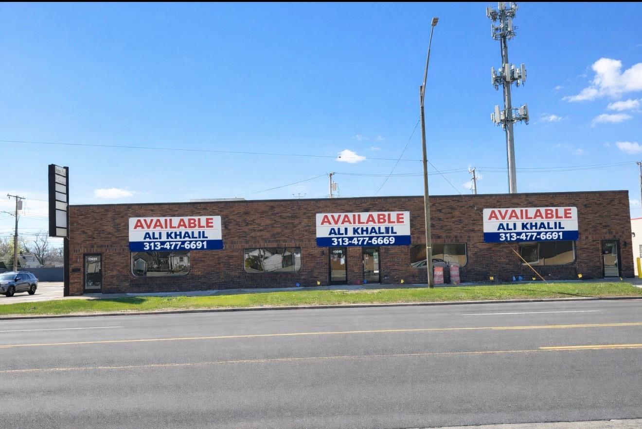 13635-13665 Northline Rd, Southgate, MI à louer Photo principale– Image 1 sur 6