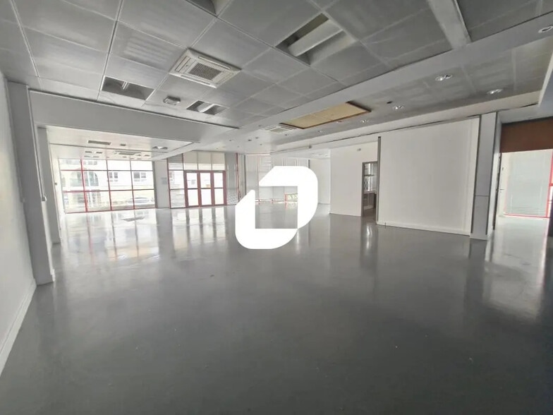 Local d’activités dans Pontault-Combault à louer - Photo intérieure – Image 2 sur 7