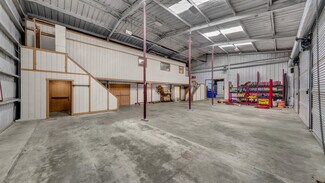 Plus de détails pour 221 Judd St, Weatherford, TX - Local d’activités à vendre