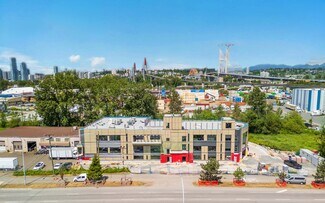 Plus de détails pour 10867 Scott Rd, Surrey, BC - Local commercial à louer