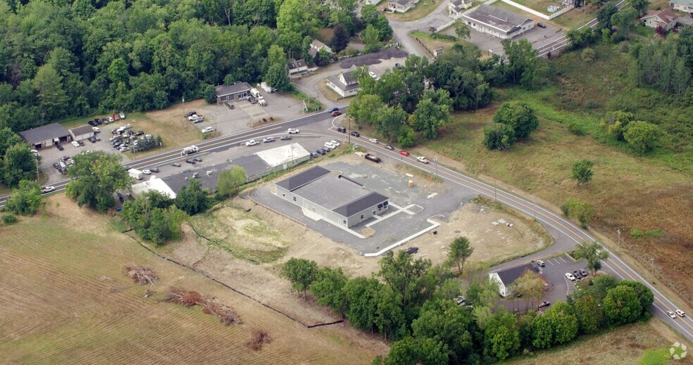 400 Maple Rd, Slingerlands, NY à louer - Aérien – Image 3 sur 12