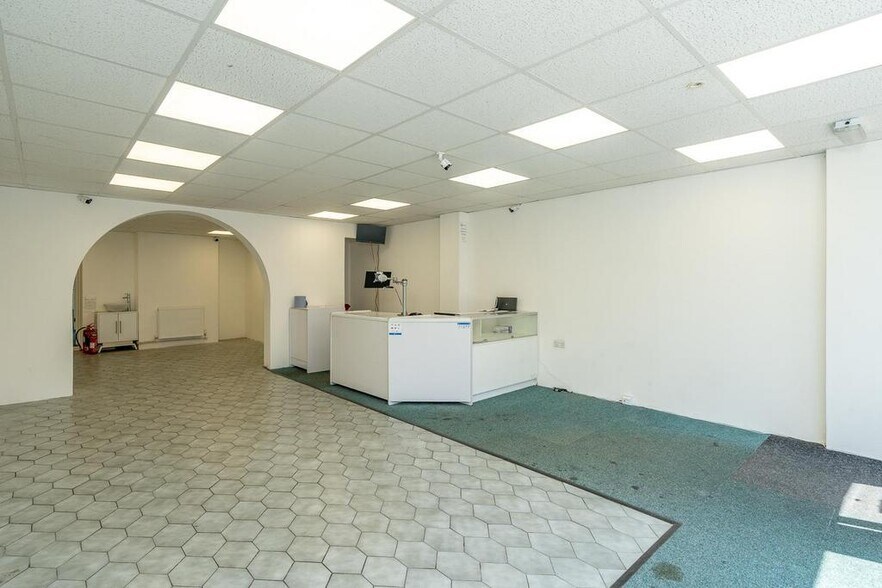 68 Aldwick Rd, Bognor Regis à vendre - Photo de l’immeuble – Image 2 sur 16