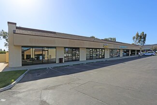Plus de détails pour 623 N Main St, Corona, CA - Bureau/Local commercial à louer