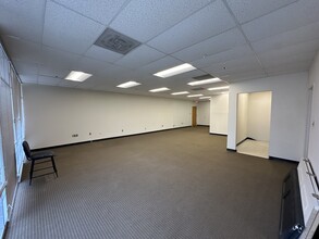 14100 Sullyfield Cir, Chantilly, VA à louer Photo intérieure– Image 2 sur 7