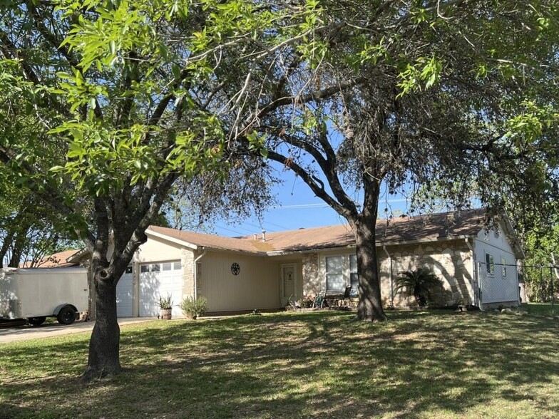 14406 Meadow Briar St, San Antonio, TX à vendre - Photo principale – Image 1 sur 1
