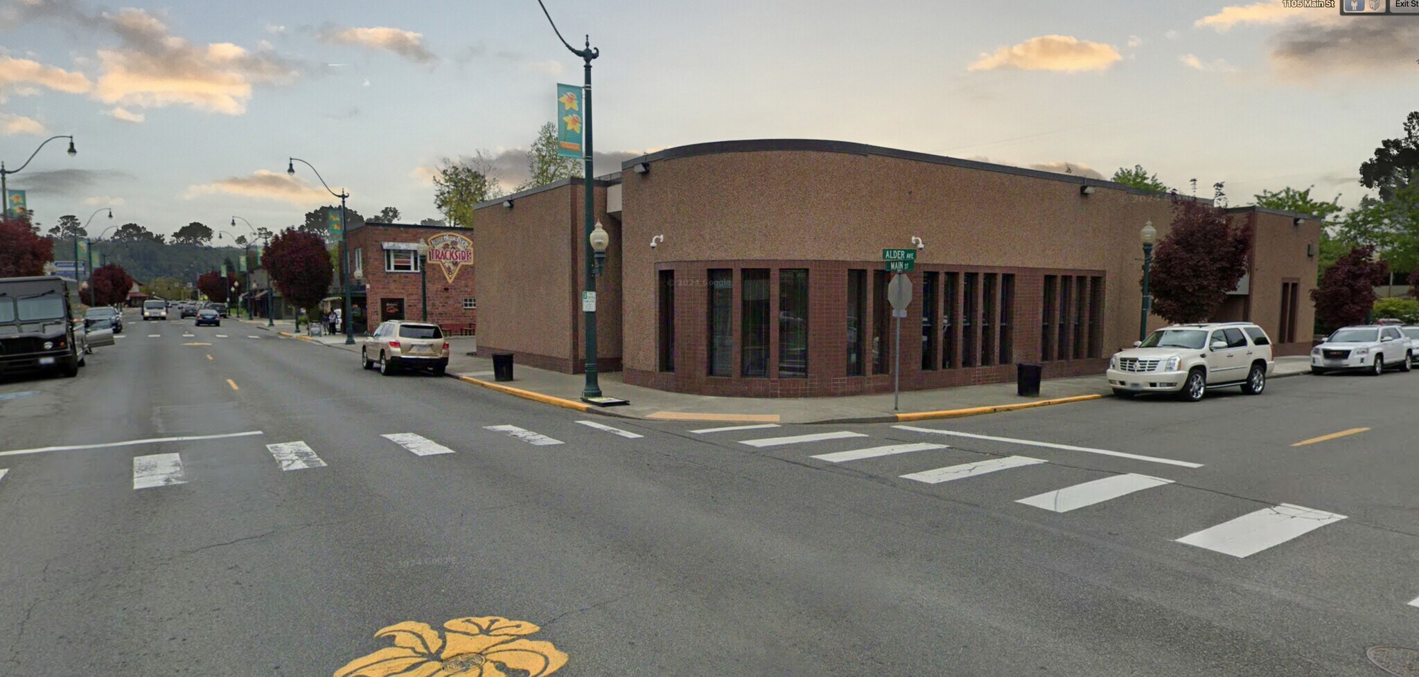 921 Alder Ave, Sumner, WA à louer Photo de l’immeuble– Image 1 sur 10