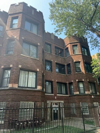 Plus de détails pour 7530 S Phillips Ave, Chicago, IL - Logement à vendre