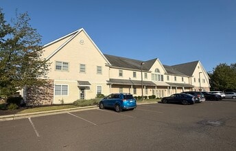 770 Newtown Yardley Rd, Newtown, PA à louer Photo intérieure– Image 1 sur 18