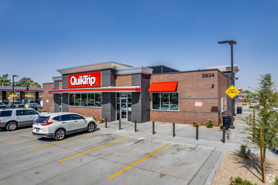 2734-2872 Bell Rd, Phoenix, AZ à louer - Photo de l’immeuble – Image 3 sur 23