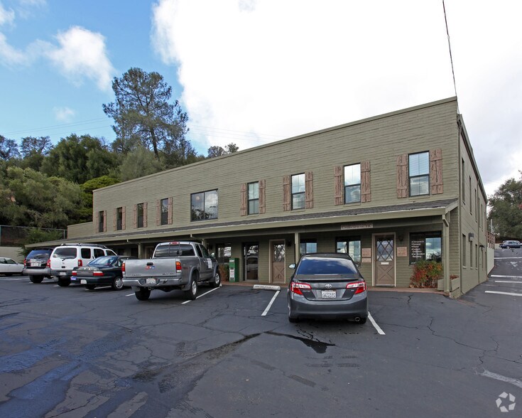 161 Palm Ave, Auburn, CA à louer - Photo de l’immeuble – Image 3 sur 21