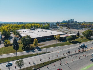 Plus de détails pour 1000 Boul Saint-Martin O, Laval, QC - Industriel/Logistique à louer