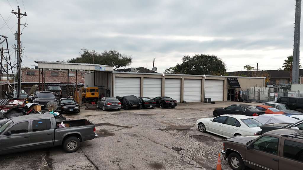 6809 Renwick Dr, Houston, TX à vendre Photo principale– Image 1 sur 5