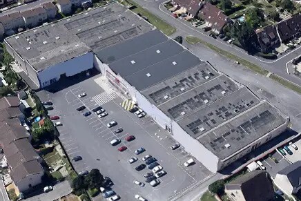 Local commercial dans Reims à louer Photo principale– Image 1 sur 7