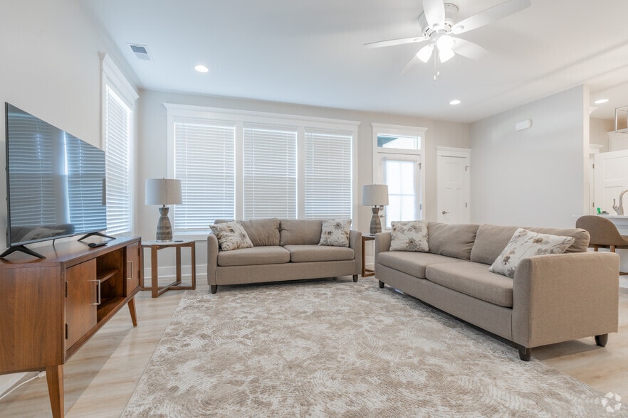 4808 Old Tyme Court, Evansville, IN à vendre - Photo intérieure – Image 3 sur 17