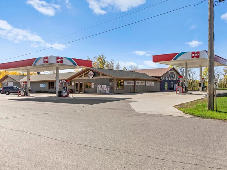 3202 HWY 11, International Falls, MN à vendre - Photo de l’immeuble – Image 2 sur 53