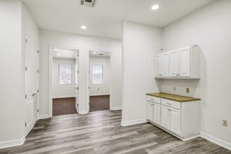 5727 W I-10 Fwy, San Antonio, TX à louer Photo intérieure– Image 1 sur 5
