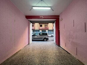 Local commercial dans Reus, Tarragona à louer Photo intérieure– Image 1 sur 5