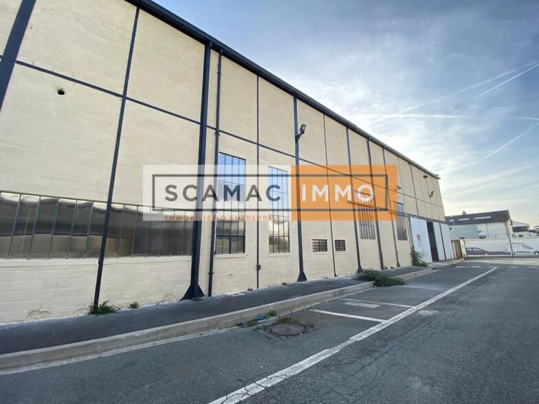 Bureau dans Vitry-sur-Seine à louer - Photo de l’immeuble – Image 3 sur 5