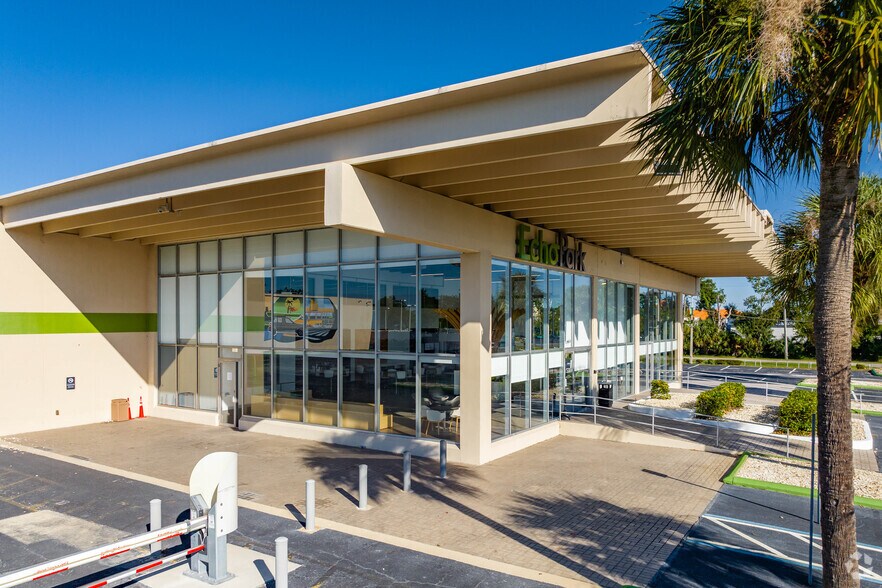 4636 N Dale Mabry Hwy, Tampa, FL à louer - Photo principale – Image 2 sur 32