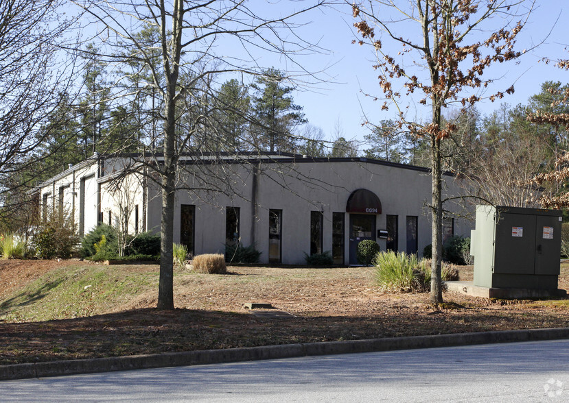 6694 Oak Ridge Commerce Way, Austell, GA à louer - Photo de l’immeuble – Image 2 sur 3