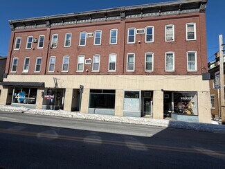 Plus de détails pour 19 E High St, Elizabethtown, PA - Local commercial à louer