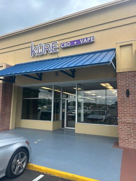 15 S Kerr Ave, Wilmington, NC à louer - Photo de l’immeuble – Image 3 sur 5