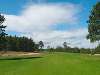 Plus de détails pour 125 Chocolay Downs Golf Dr, Marquette, MI - Sports et loisirs à vendre