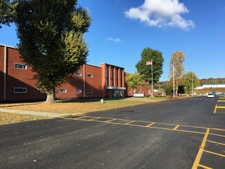 Plus de détails pour 1915 Snapps Ferry Rd, Greeneville, TN - Bureau à louer