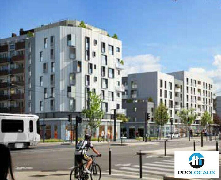 Local commercial dans Grenoble à louer - Photo de l’immeuble – Image 3 sur 3