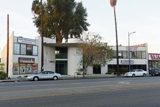 Plus de détails pour 20944 Sherman Way, Canoga Park, CA - Bureau à louer