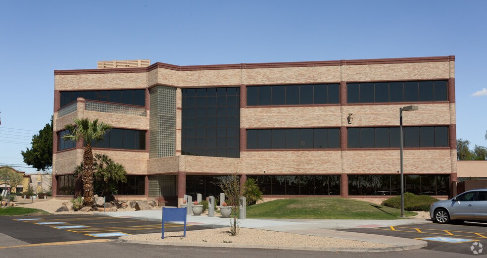 1125 E Southern Ave, Mesa, AZ à louer - Photo de l’immeuble – Image 2 sur 5