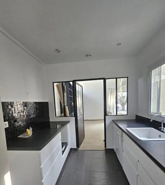 Bureau dans Montreuil à louer - Photo intérieure – Image 3 sur 6