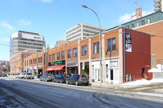 Plus de détails pour 2-22 Duke St E, Kitchener, ON - Local commercial à vendre