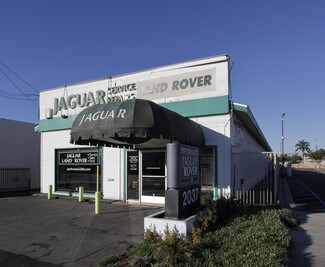 Plus de détails pour 2037 Harbor Blvd, Costa Mesa, CA - Local commercial à louer