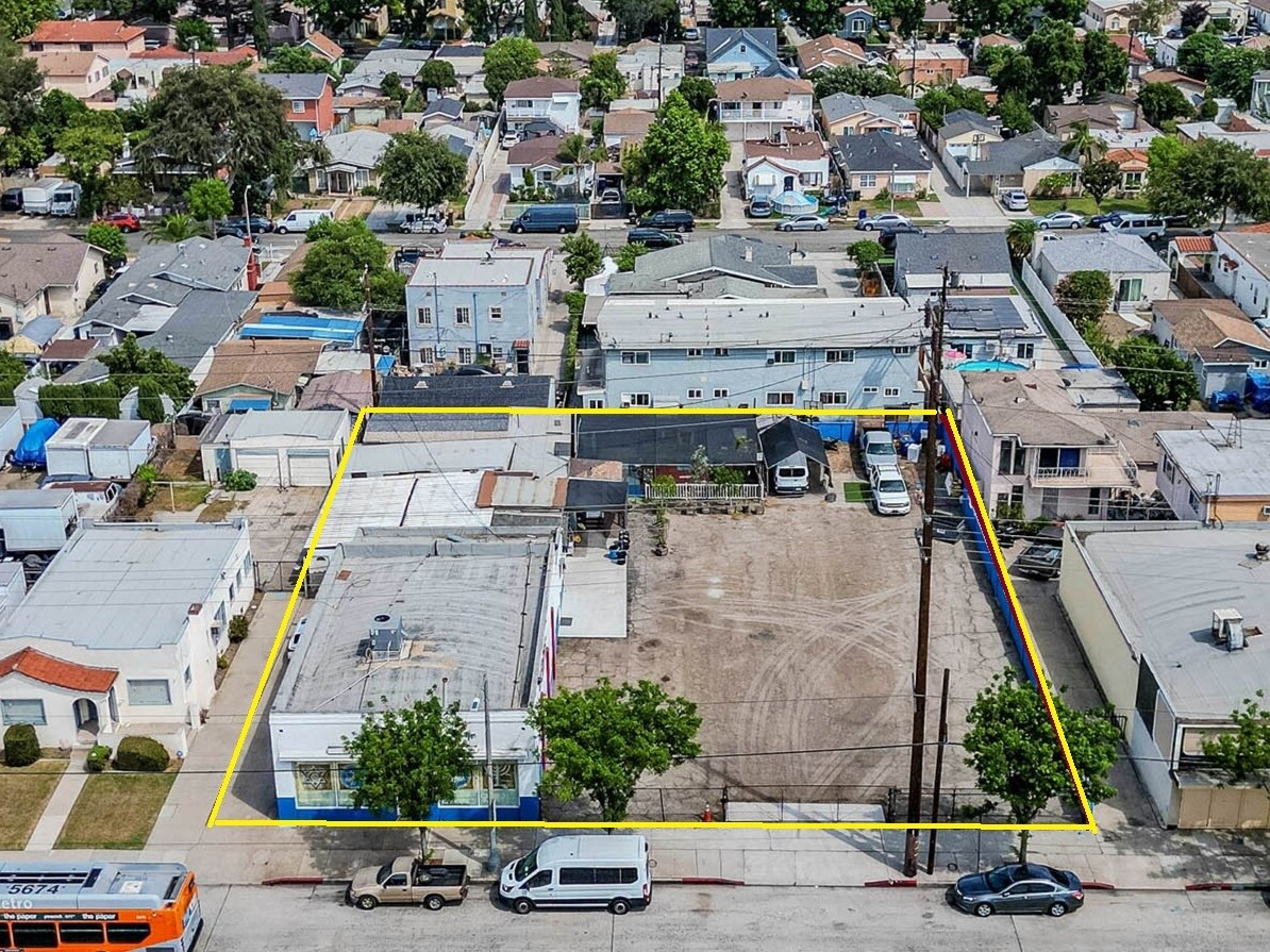 8126 State St, South Gate, CA à vendre Photo principale– Image 1 sur 2