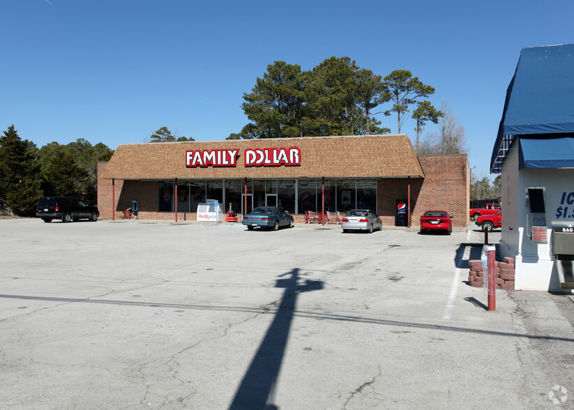 716 W Corbett Ave, Swansboro, NC à vendre - Photo de l’immeuble – Image 2 sur 2