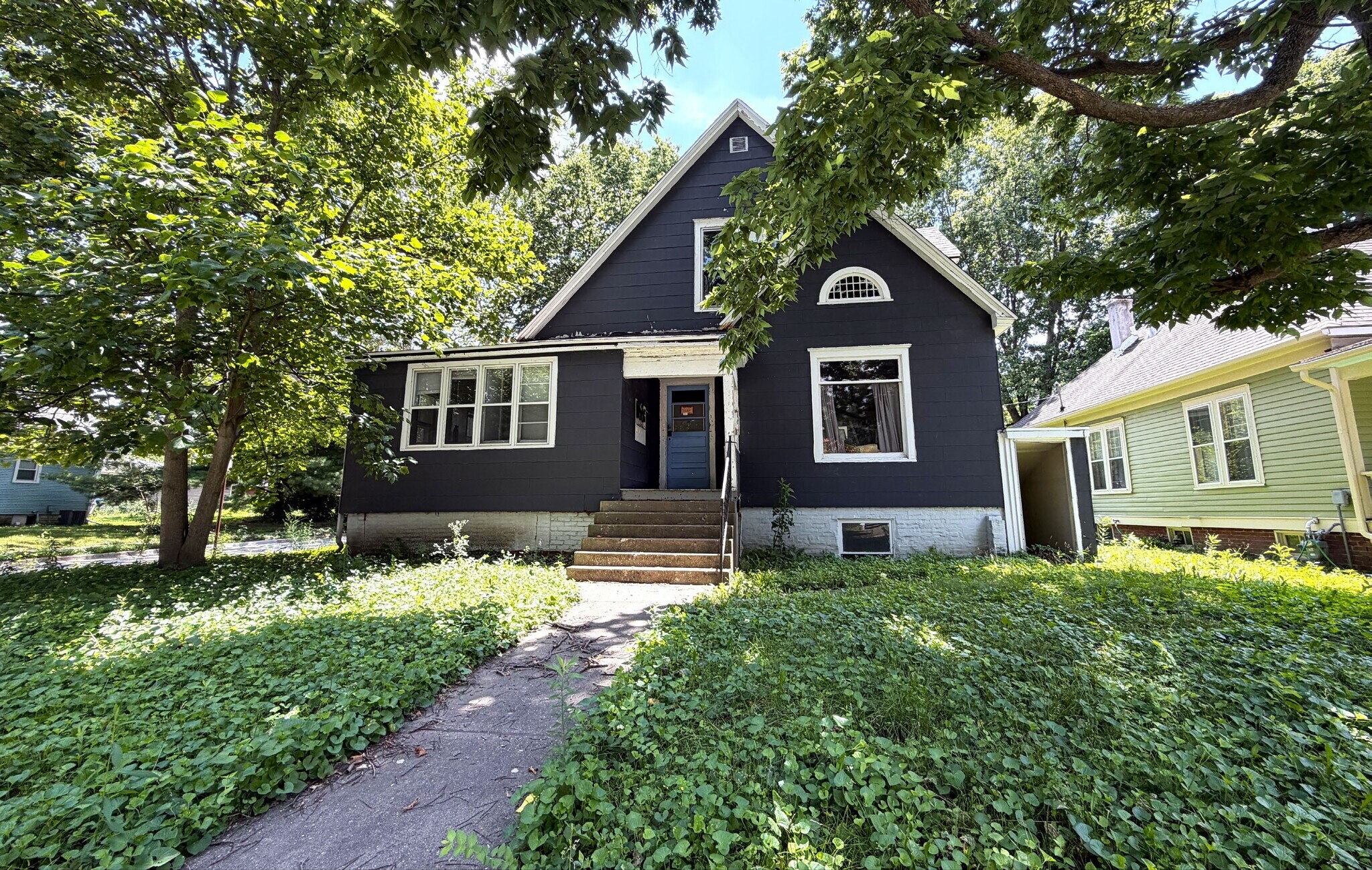 501 W California Ave, Urbana, IL à vendre Photo principale– Image 1 sur 8