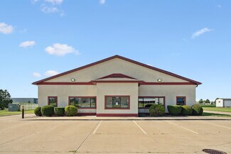 Plus de détails pour 3615 Flint Ridge Dr, Burlington, IA - Local d’activités à vendre