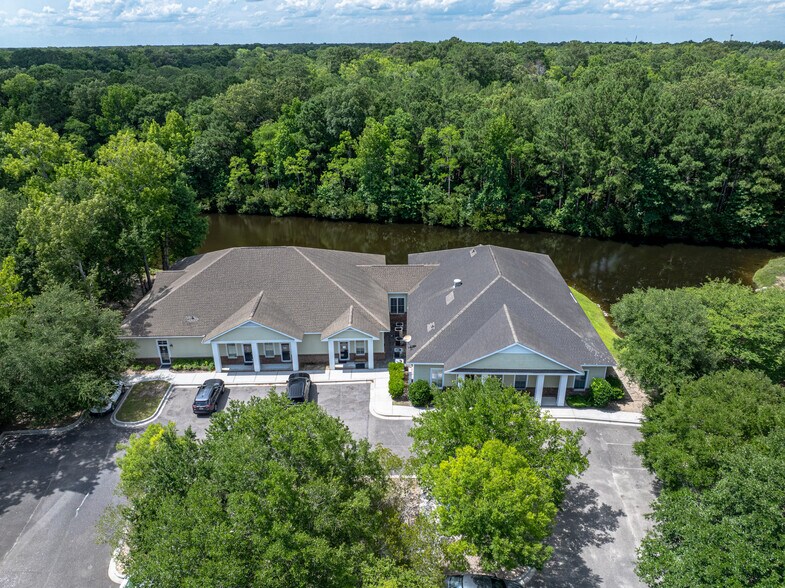 1938 Charlie Hall Blvd, Charleston, SC à vendre - Photo de l’immeuble – Image 1 sur 3