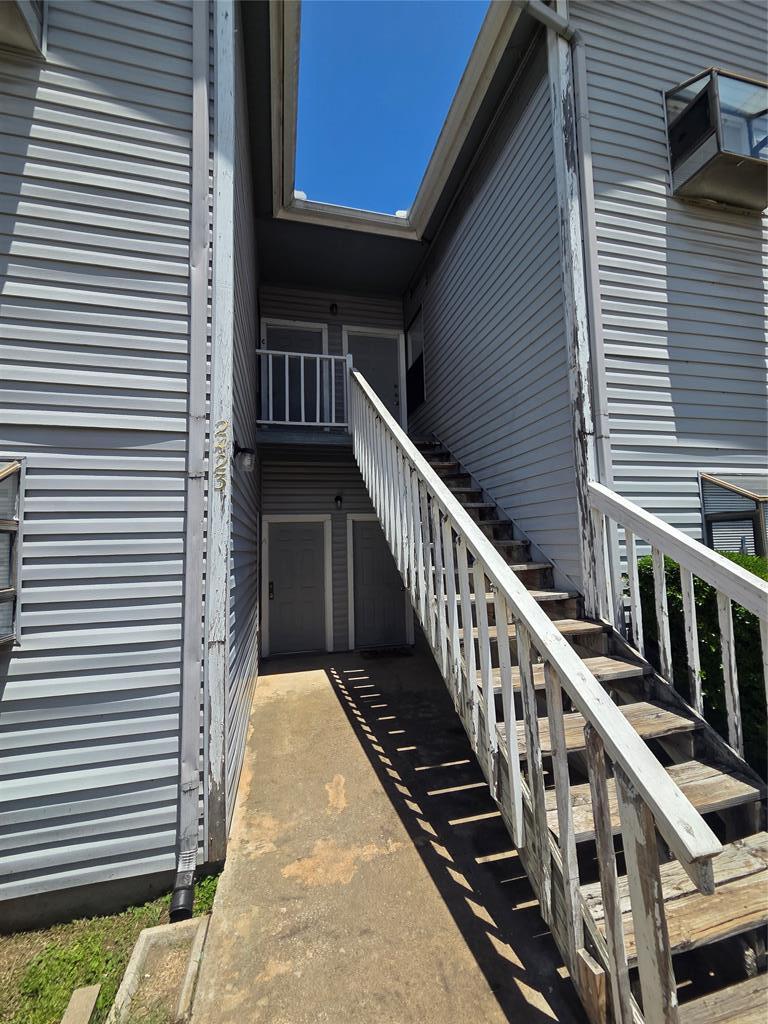 2423 W Slaughter Ln, Austin, TX à vendre Photo de l’immeuble– Image 1 sur 19