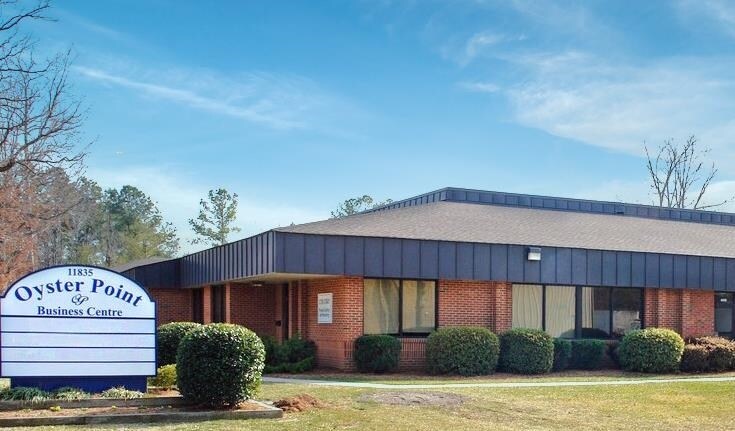 11835 Canon Blvd, Newport News, VA à louer - Photo de l’immeuble – Image 2 sur 31