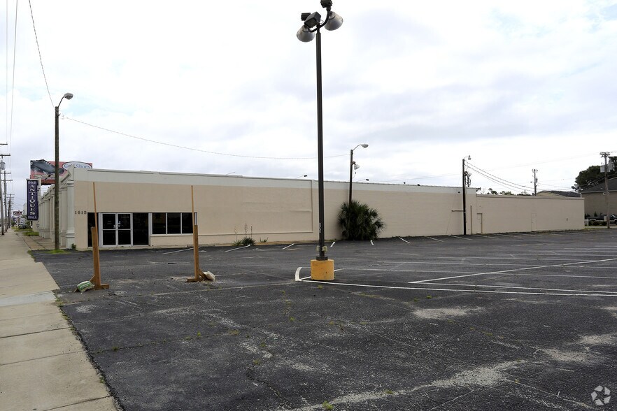 1615 Highway 17 S, North Myrtle Beach, SC à louer - Photo de l’immeuble – Image 3 sur 21