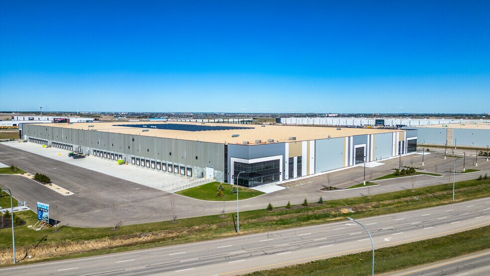 1540 37 Ave, Nisku, AB à louer - Photo de l’immeuble – Image 2 sur 8