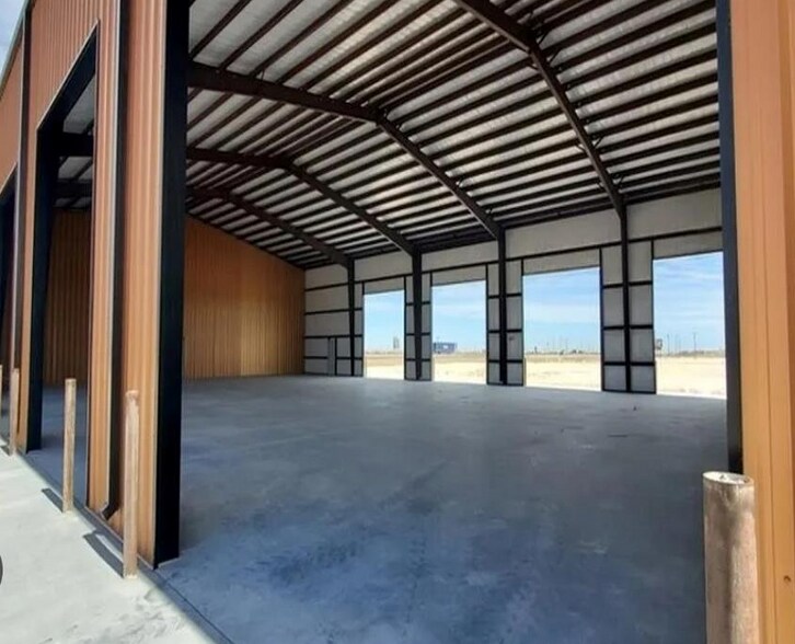 14370 I-20, Odessa, TX à vendre - Photo de l’immeuble – Image 3 sur 55